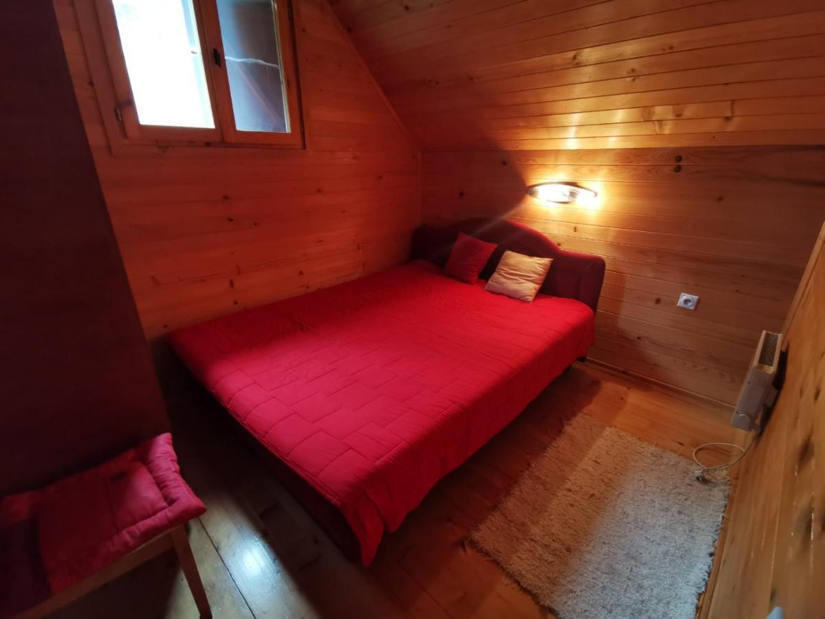 Apartman Bugar Митровац Екстериор снимка